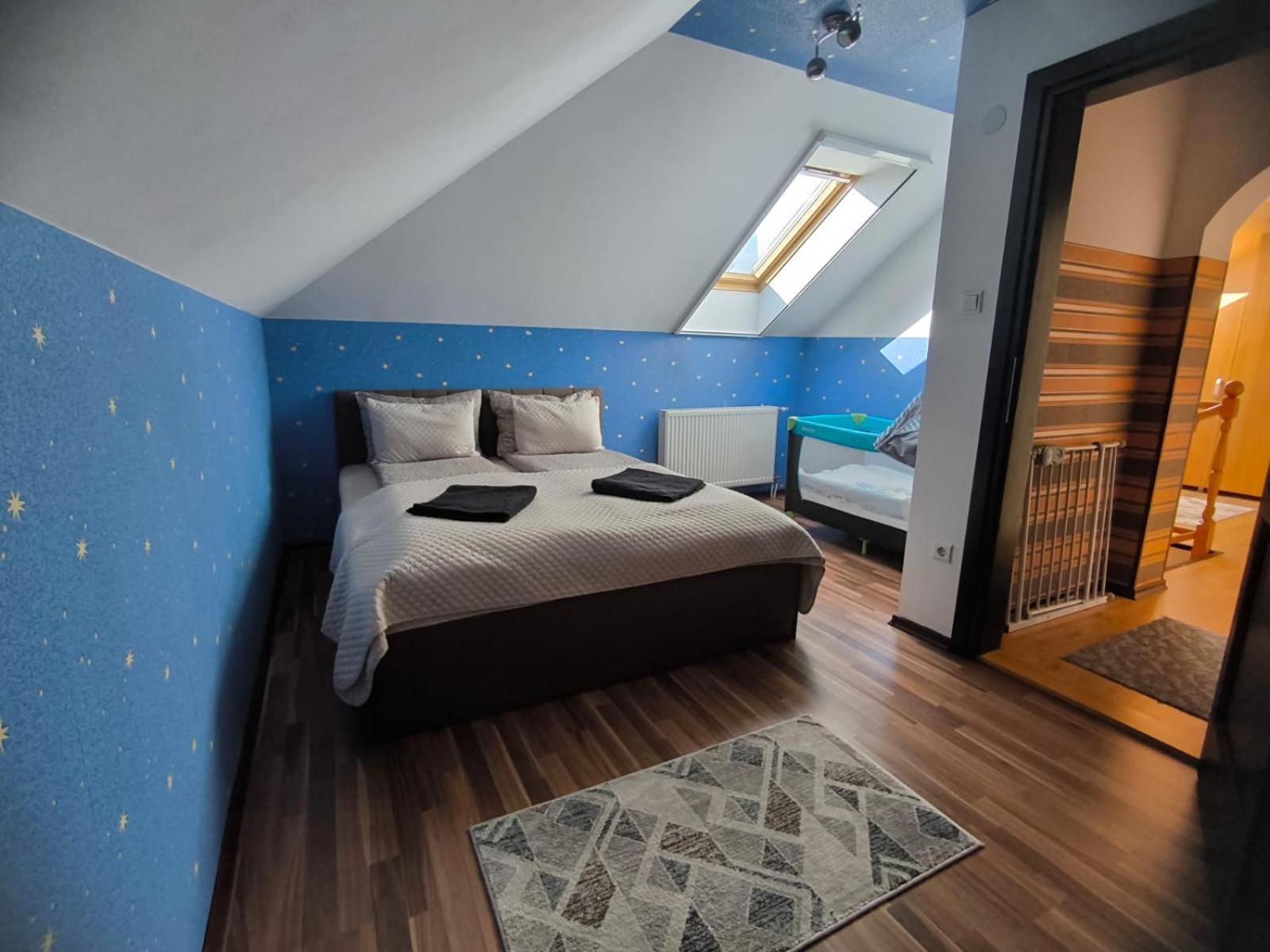 Morrison Apartments Miercurea Ciuc Habitación foto